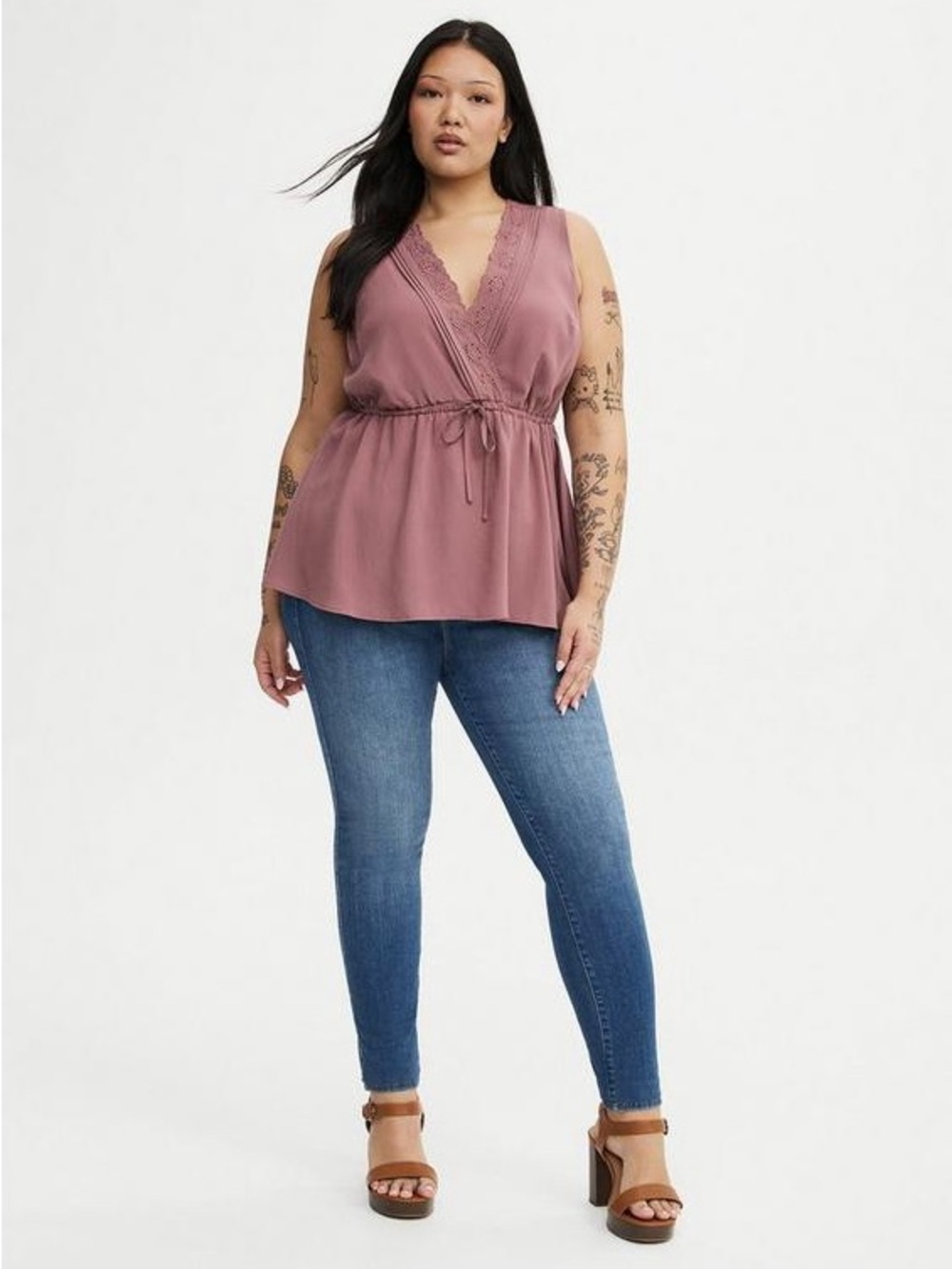 torrid Babydoll Surplice Top in Rose Taupe - Picture 4 of 6